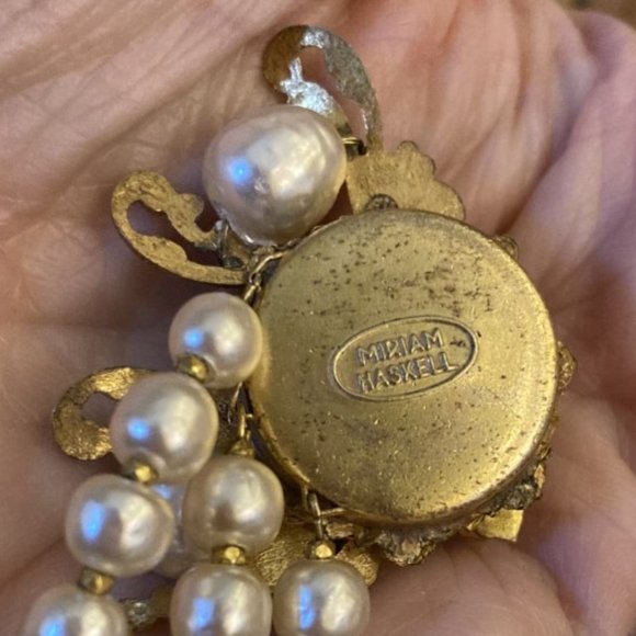 Miriam Haskell vintage choker: three pearl strands adorned with statement centre - Picture 5 of 7